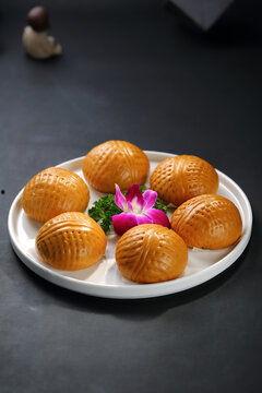 零食吃瓜视频素材下载,揭秘热门吃瓜视频背后的下载狂潮  第1张