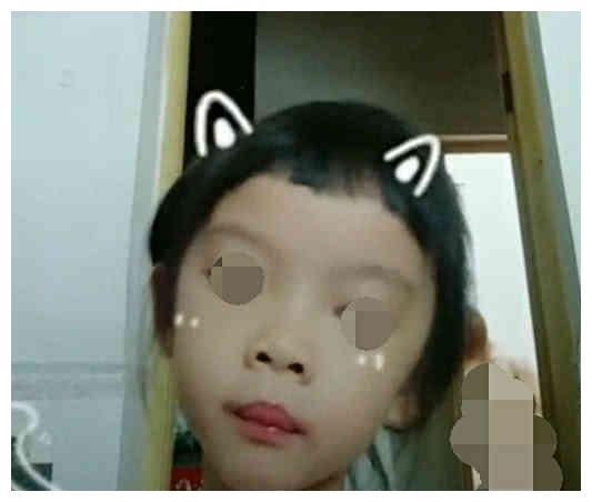 抖音丑女吃瓜事件视频播放,视频播放量惊人，网友热议不断