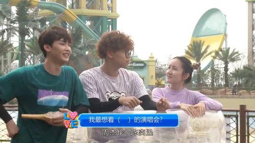 俩人一谈到吃瓜就认真的视频,揭秘两位美食达人的“瓜界”奇遇