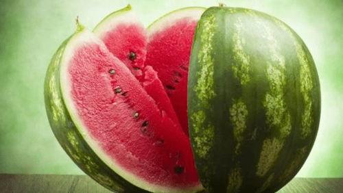 失望的人吃瓜视频素材高清,揭秘失望者背后的吃瓜真相