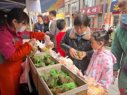 户外活动吃瓜视频,吃瓜视频里的欢乐时光